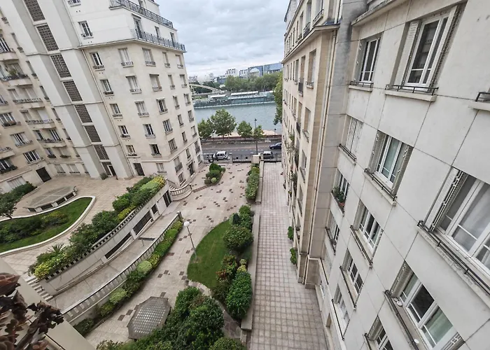 View Sur La Seine アパート パリ